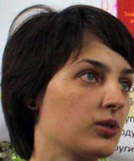 Елена Костученко: новинарка и јавна личност