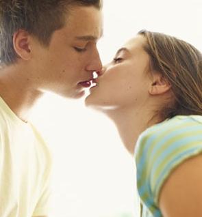 Неке препоруке о томе како направити момка лепо током пољупца